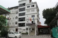 Golden Gate Hotel Hotels near Joy Picnic Spot