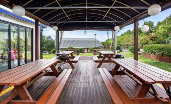 Tongyeong Sea and View Spa Pension