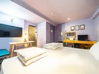 Sinchon Champus Các khách sạn gần Đền thờ Sajikdan