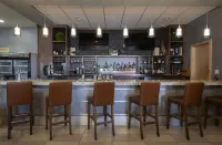 坎盧普斯希爾頓逸林酒店 - 酒吧