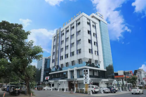 Hotel Kabani International - ที่มีสปา