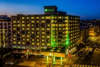 Holiday Inn Washington-Central/White House, an IHG Hotel Các khách sạn gần Trinity Washington University