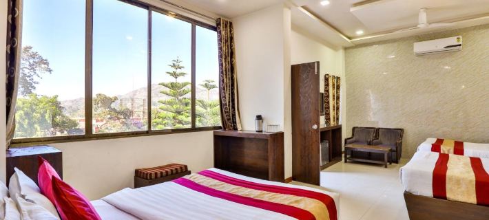 Hotel Abu Grand Hotels in Mount Abu