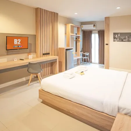 B2 Korat Night Market Boutique & Budget Hotel Отели рядом с достопримечательностью «Школа Ратчасима-Виттхаялай»