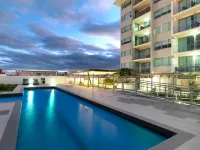 Oaks Mackay Rivermarque Hotel - piscina