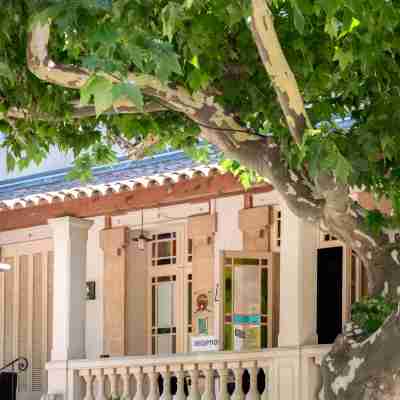 Soko Hotels - Pont du Gard Hotel Exterior