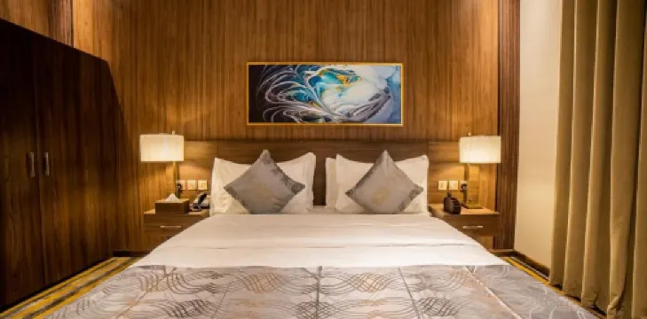 DiYar Home Hotel 阿爾巴哈酒店