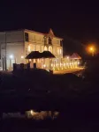 Kamara Lakeview Hotel فنادق في 