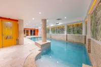 Urban Hotel Aix-Les-Bains, Signature Collection Hotels in Tresserve