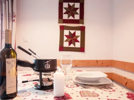 Chantebrise A2 Отели рядом с достопримечательностью «Aiglon College»