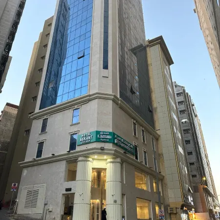 Askant Golden Hotel Отели рядом с достопримечательностью «Мечеть E Taneem»