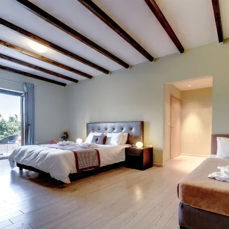 Perivoli Country Hotel & Retreat
