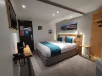 Contact Hôtel le Provençal Bordeaux Lac Hotels in Parempuyre