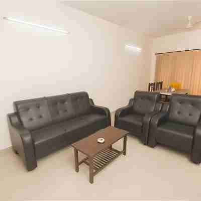 ThulasiRams Service Apartments Rooms