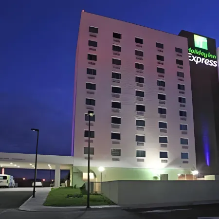Holiday Inn Express SALTILLO ZONA AEROPUERTO by IHG
