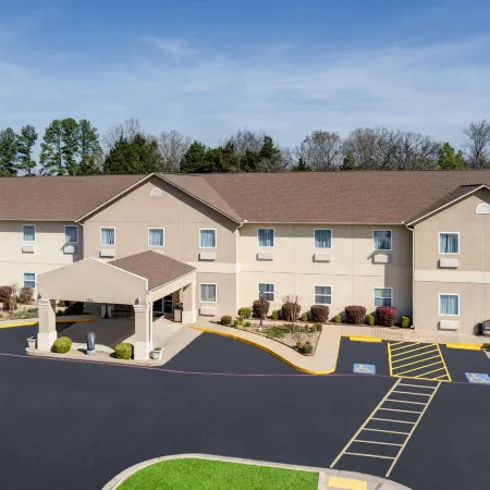 Days Inn & Suites by Wyndham Cabot