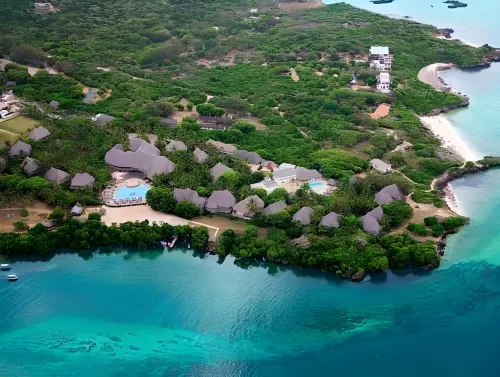 Temple Point Resort فنادق في Uyombo