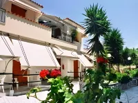 Aklidi Hotel - parking