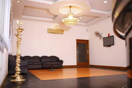 Sri Krishna Residency Отели в г. Куддалор