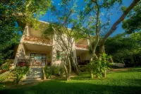 Nikara Luxury Beach House