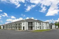 Quality Inn & Suites Hotels in Santee