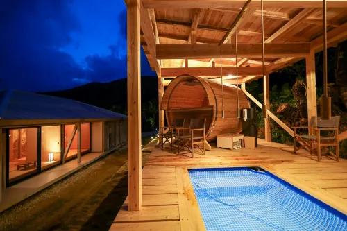 Boutique Art Museum U Can Stay -Ryukyu Villa-