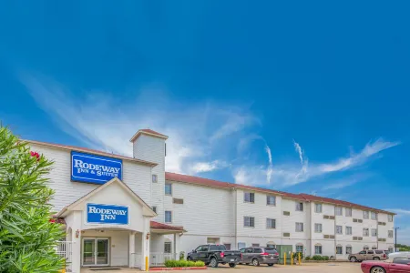 Rodeway Inn & Suites Port Arthur - Groves Отели в г. Порт-Артур
