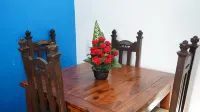 59B Comfortable 3 Bedroom House by Easy 2 Manage Hotels near Heathrow Terminal 5 station