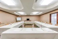 Super 8 by Wyndham Stafford Sugarland Area Hotel di Stafford