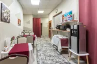 Iskra Hotel クルーザー オーロラ周辺のホテル