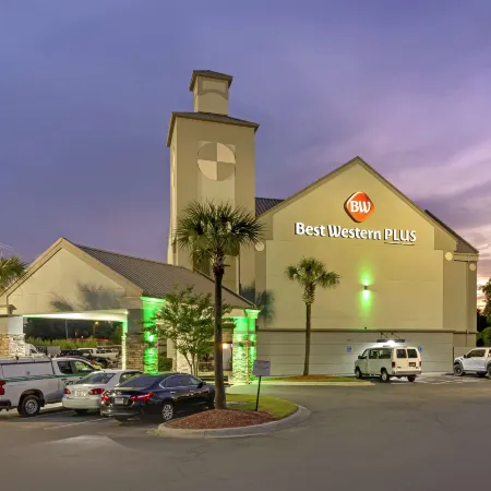 Best Western Plus Savannah Airport Inn  Suites