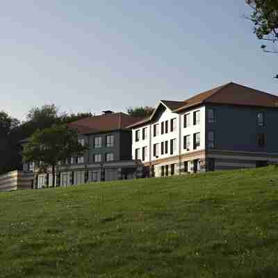 Hôtel du Golf Hotel Exterior