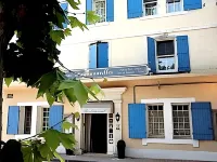Hôtel les Magnanarelles Hotels in Les Baux-de-Provence