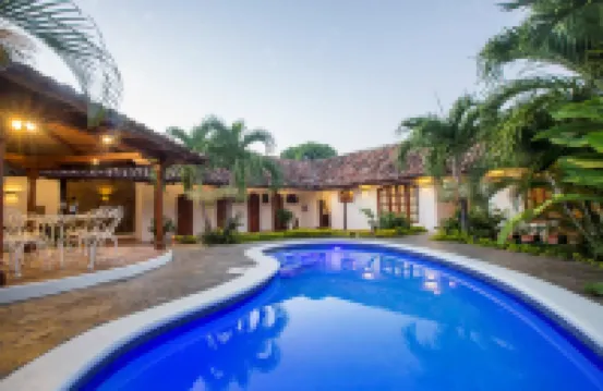 艾德拉精品酒店