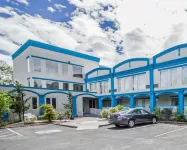 Econo Lodge Inn & Suites Old Saybrook - Westbrook Hotels near HomeGoods