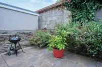 Fleet Street - 2 Bedroom Holiday Home - Swansea