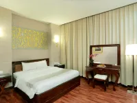 Sutan Raja Hotel & Convention Palu Hotels in South Palu