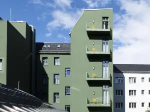 Sly Berlin