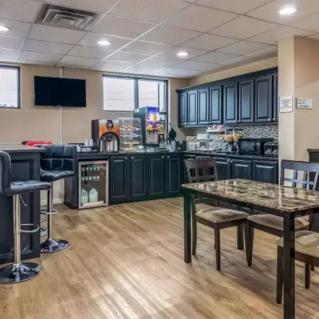 Americas Best Value Inn Opelika