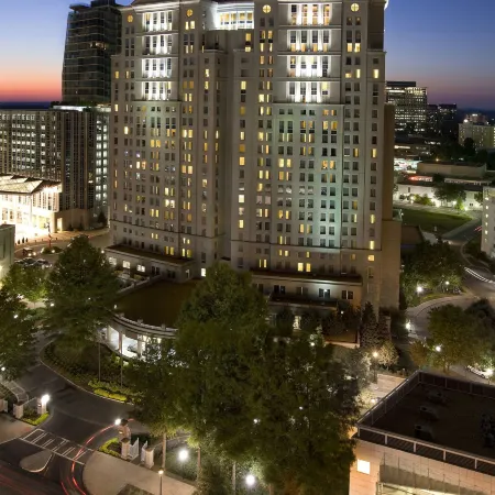 Grand Hyatt Atlanta in Buckhead Отели рядом с достопримечательностью «Торговый центр Lenox Square»