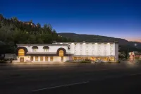 Best Western Plus Columbia River Hotel Hotels in Genelle