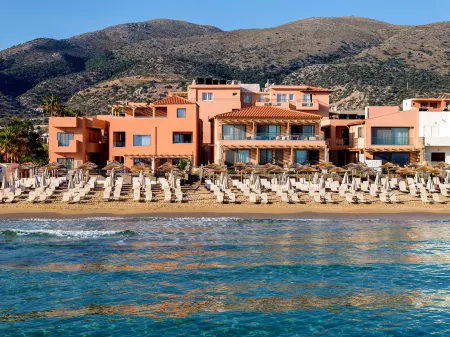 High Beach Resort Отели рядом с достопримечательностью «Stalis Beach»