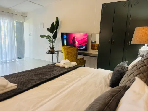 Busa House Self-Catering Guest House