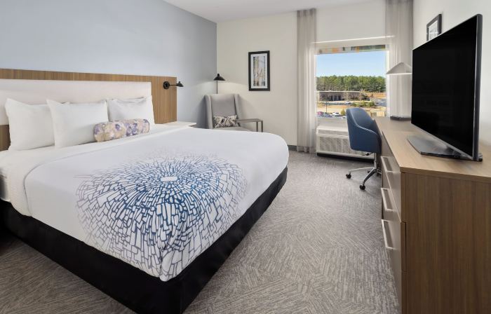 La Quinta Inn & Suites by Wyndham Locust Grove