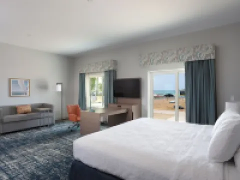 Hampton Inn & Suites Manistee Waterfront Hotels in Manistee