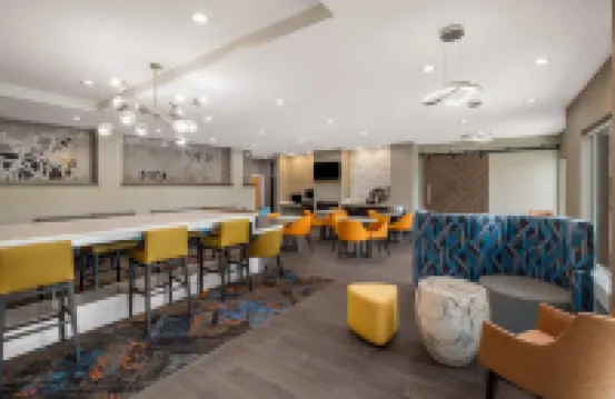 La Quinta Inn & Suites by Wyndham Sulphur (Lake Charles)