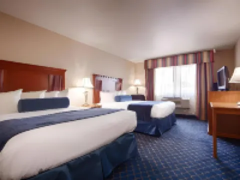 Comfort Inn & Suites Hotels in Shakopee