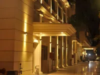 Goldfinch Hotel Mumbai Hotel in zona Jaymaa Vindya Kashni Temple