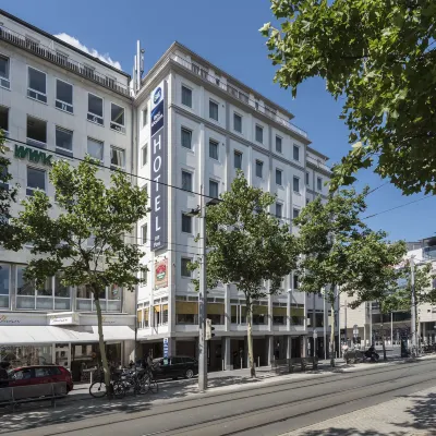 Best Western Hotel Zur Post Hotels near Böttcherstraße