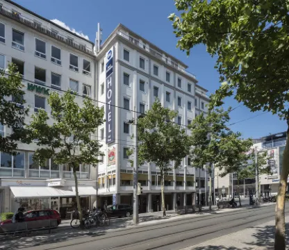 Best Western Hotel Zur Post Hotels in 